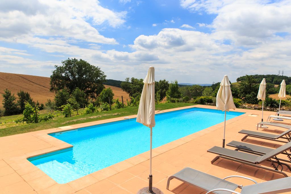 Bed and Breakfast Au Mas Des Calmettes Parisot  Zewnętrze zdjęcie